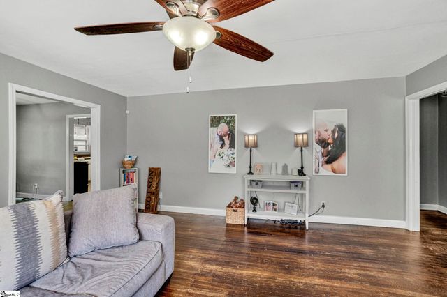 107 Forest Drive, Laurens, SC 29360