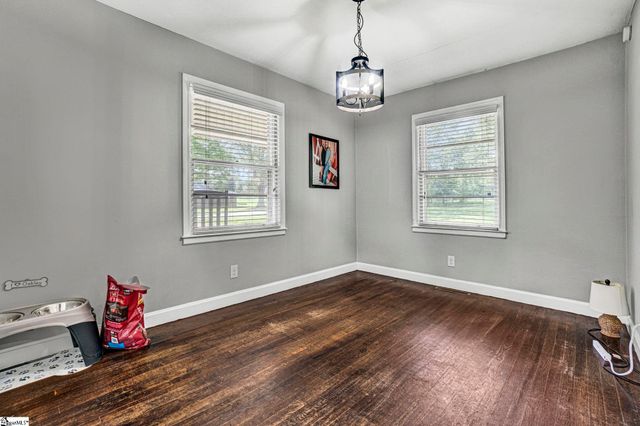 107 Forest Drive, Laurens, SC 29360