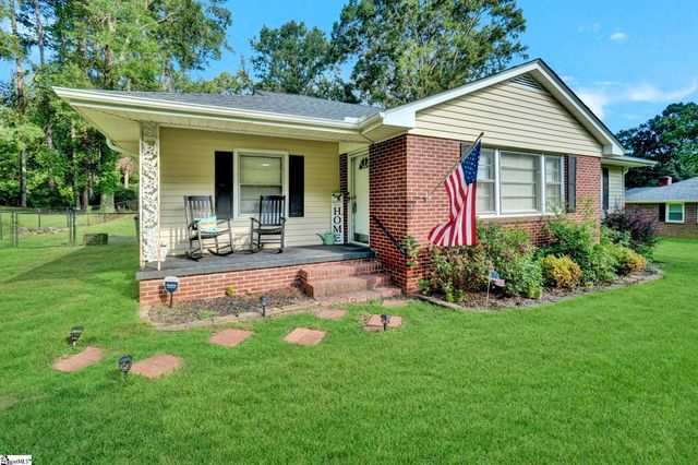 107 Forest Drive, Laurens, SC 29360