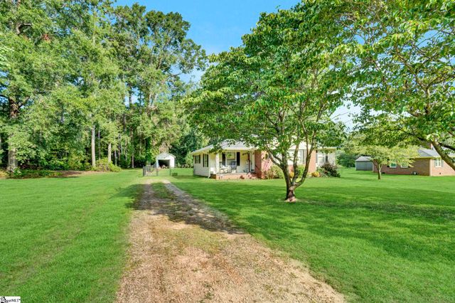 107 Forest Drive, Laurens, SC 29360