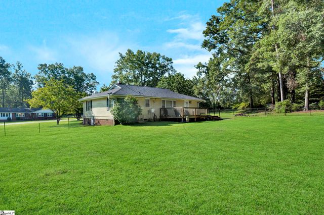 107 Forest Drive, Laurens, SC 29360