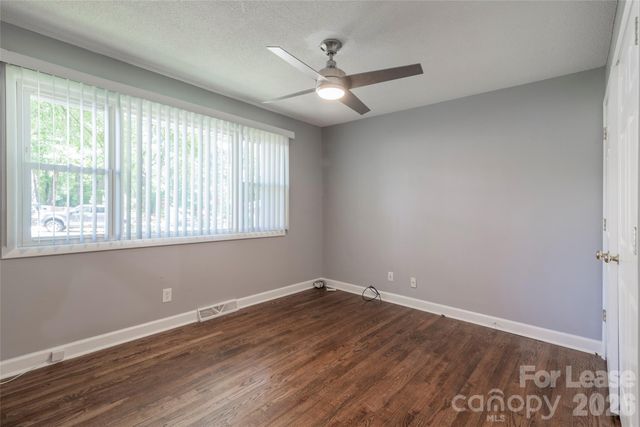 3331 Erskine Drive, Charlotte, NC 28205