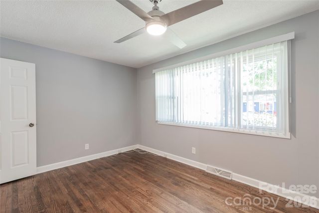 3331 Erskine Drive, Charlotte, NC 28205