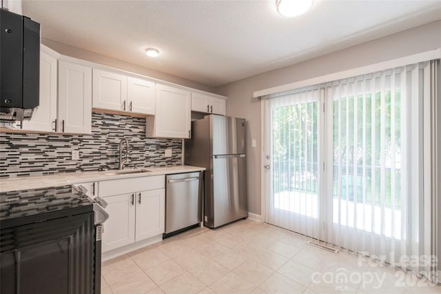 3331 Erskine Drive, Charlotte, NC 28205
