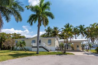 23 HOLLAND DRIVE, Punta Gorda, FL 33950