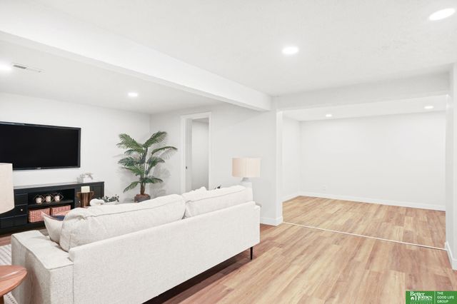 4891 CO RD P39 Road, Fort Calhoun, NE 68023