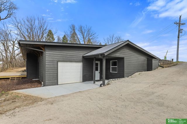 4891 CO RD P39 Road, Fort Calhoun, NE 68023