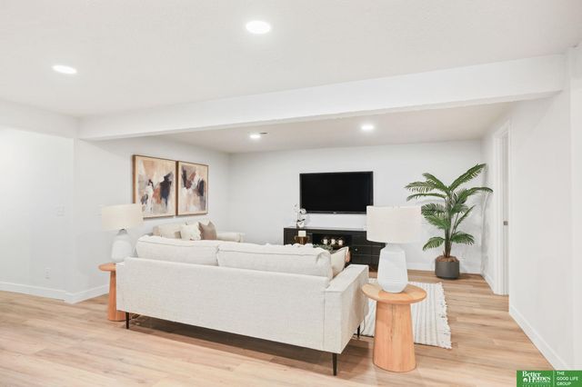 4891 CO RD P39 Road, Fort Calhoun, NE 68023