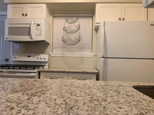 3302 Burke Road 9, Pasadena, TX 77504