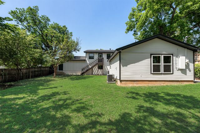 206 Senter Valley Road, Irving, TX 75060