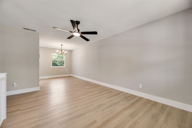 206 Senter Valley Road, Irving, TX 75060