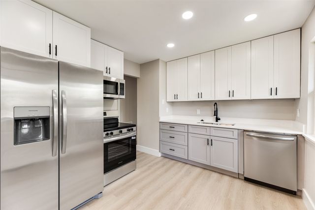 206 Senter Valley Road, Irving, TX 75060