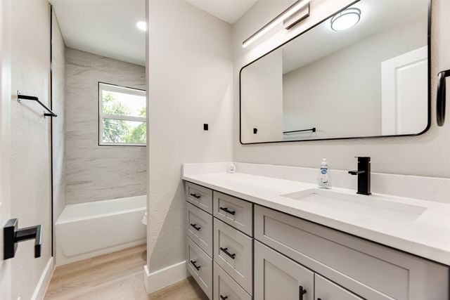 206 Senter Valley Road, Irving, TX 75060