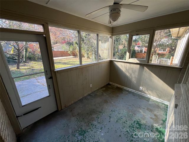 1932 Sandhurst Drive, Charlotte, NC 28205