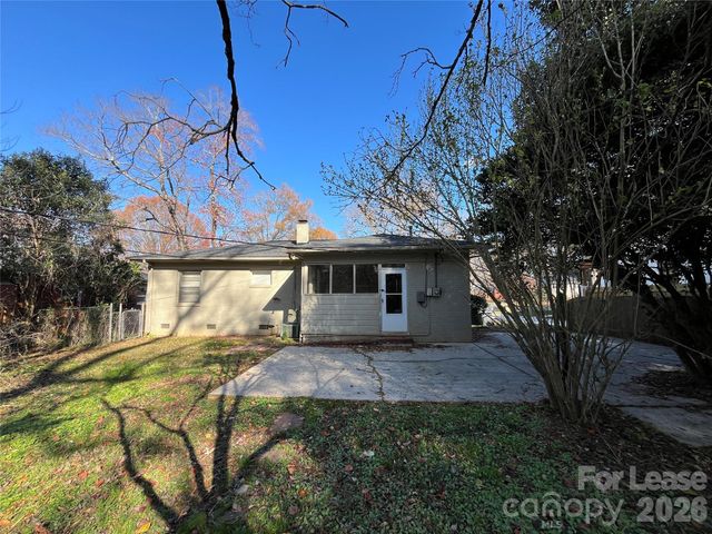 1932 Sandhurst Drive, Charlotte, NC 28205