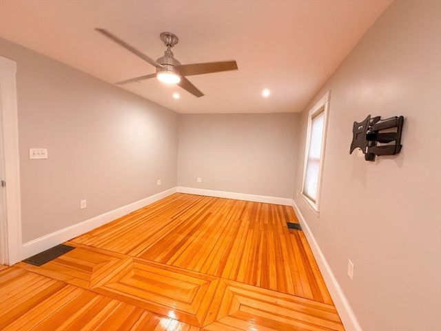 3 Elm Street 1, Natick, MA 01760