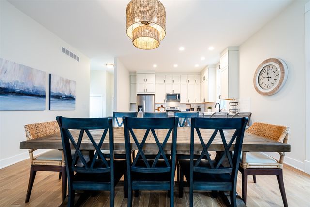 251 Cavelier Avenue, Saint Joseph, MI 49085