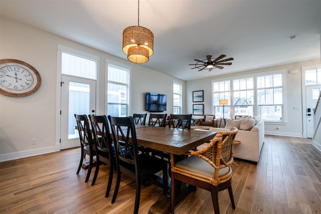 251 Cavelier Avenue, Saint Joseph, MI 49085