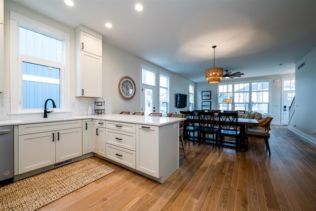 251 Cavelier Avenue, Saint Joseph, MI 49085