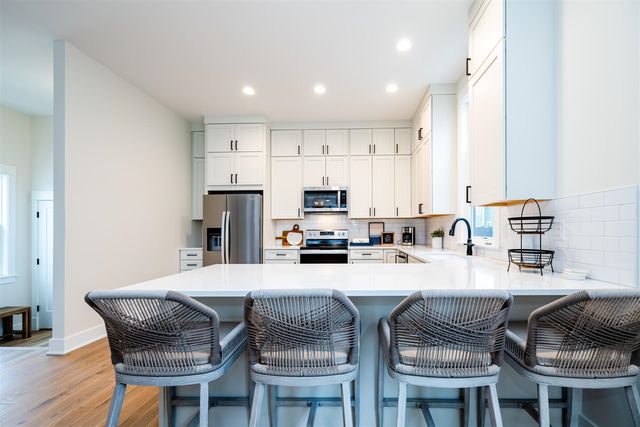 251 Cavelier Avenue, Saint Joseph, MI 49085