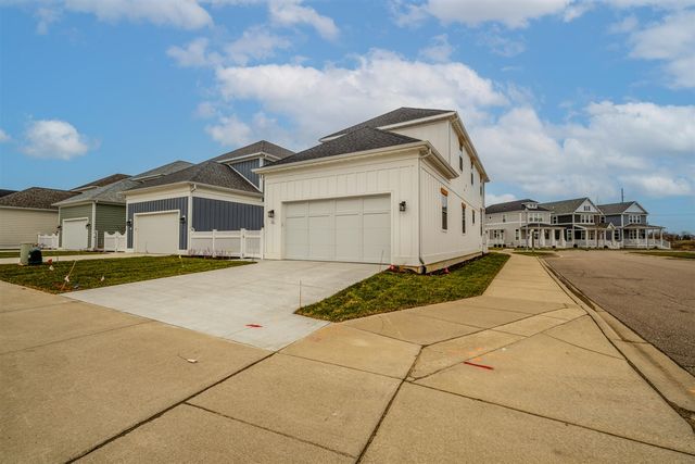 251 Cavelier Avenue, Saint Joseph, MI 49085