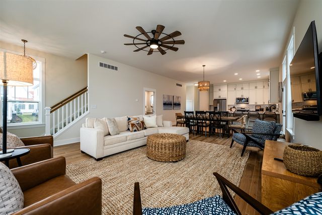 251 Cavelier Avenue, Saint Joseph, MI 49085