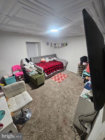 21 S SUSSEX ST, Gloucester City, NJ 08030