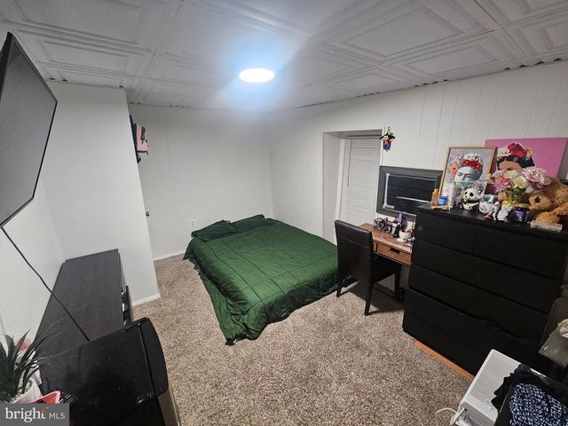 21 S SUSSEX ST, Gloucester City, NJ 08030