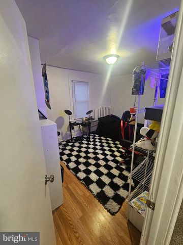 21 S SUSSEX ST, Gloucester City, NJ 08030