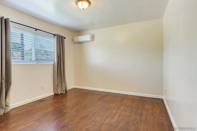 2533 Calle Tres Lomas, San Diego, CA 92139