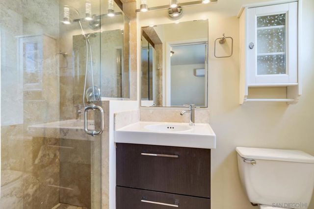 2533 Calle Tres Lomas, San Diego, CA 92139