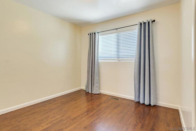 2533 Calle Tres Lomas, San Diego, CA 92139