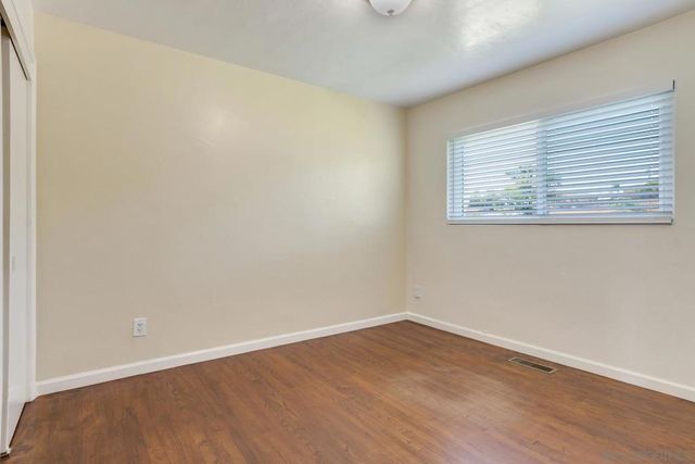 2533 Calle Tres Lomas, San Diego, CA 92139