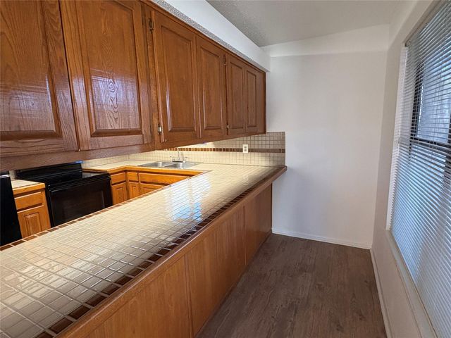 9201 Simmons RD 119, Austin, TX 78759