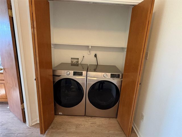 9201 Simmons RD 119, Austin, TX 78759