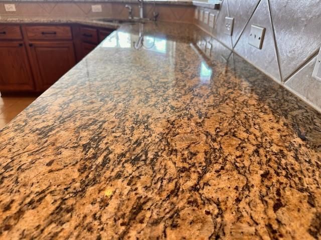 1604 Spring Glen Lane, Pearland, TX 77581