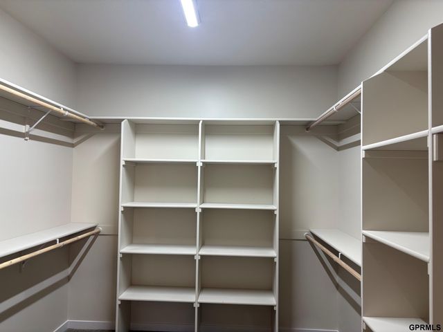 836 Linwood Lane, Lincoln, NE 68505