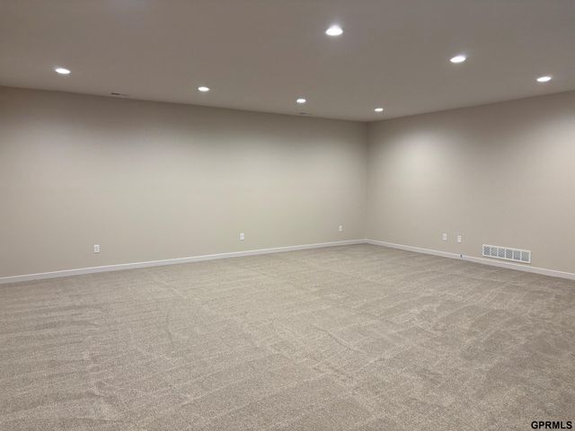 836 Linwood Lane, Lincoln, NE 68505