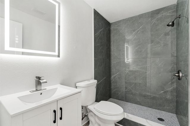 3805 E CRENSHAW STREET, Tampa, FL 33604