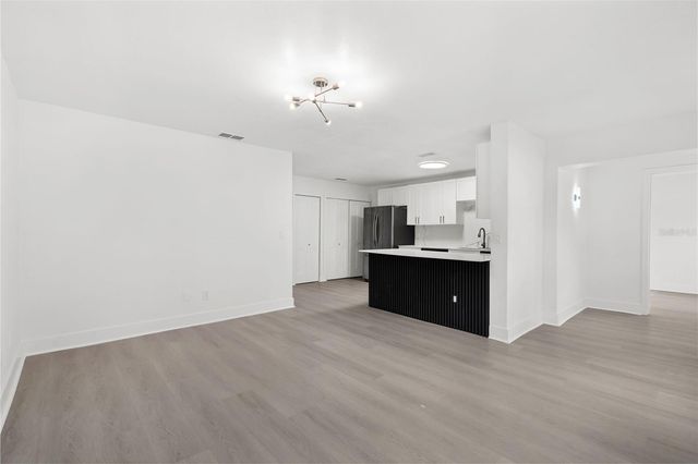 3805 E CRENSHAW STREET, Tampa, FL 33604