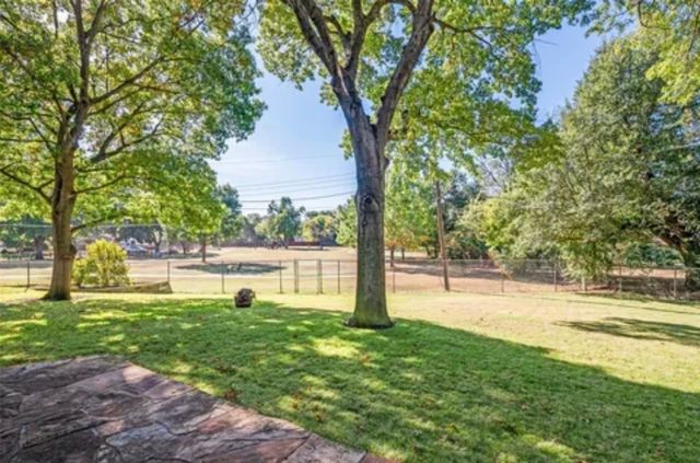 802 wilshire Court, Arlington, TX 76012