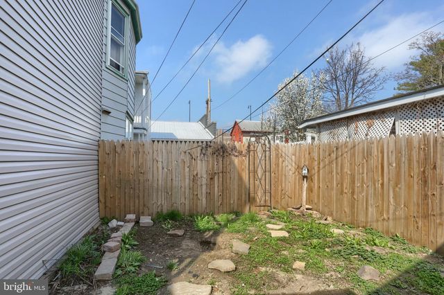 825 SCULL ST, Lebanon, PA 17046