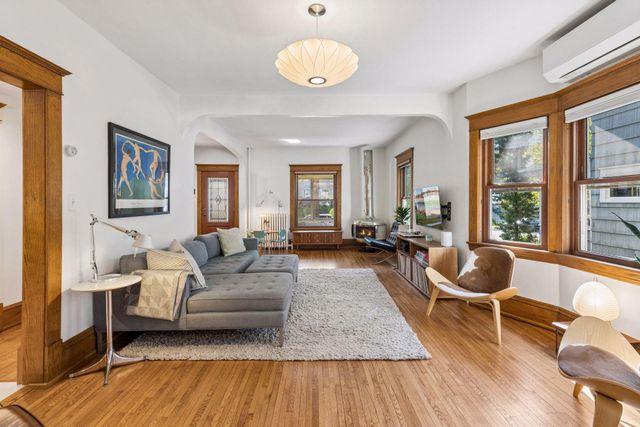 4424 Washburn Avenue S, Minneapolis, MN 55410