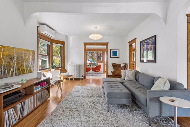 4424 Washburn Avenue S, Minneapolis, MN 55410