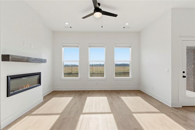 2430 Max Avenue, Bentonville, AR 72713