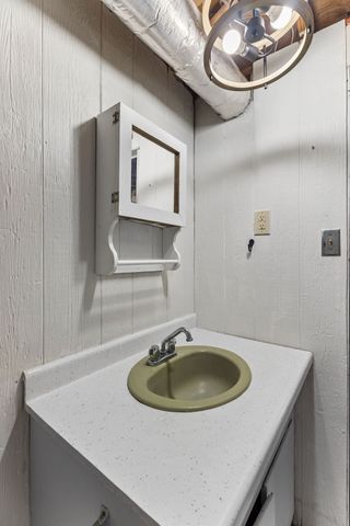 9062 E 40 Rd, Bon Aqua, TN 37025