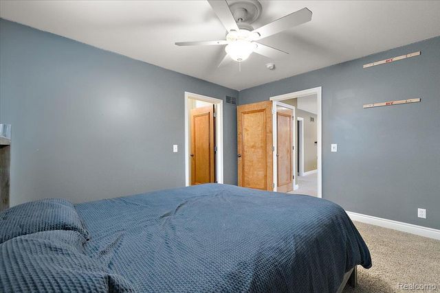 3303 Timberlake Drive, Commerce Charter Township, MI 48390