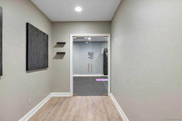 3303 Timberlake Drive, Commerce Charter Township, MI 48390