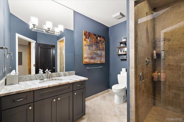 3303 Timberlake Drive, Commerce Charter Township, MI 48390