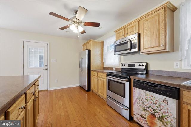 2406 BALDWIN RUN DR, Aston, PA 19014